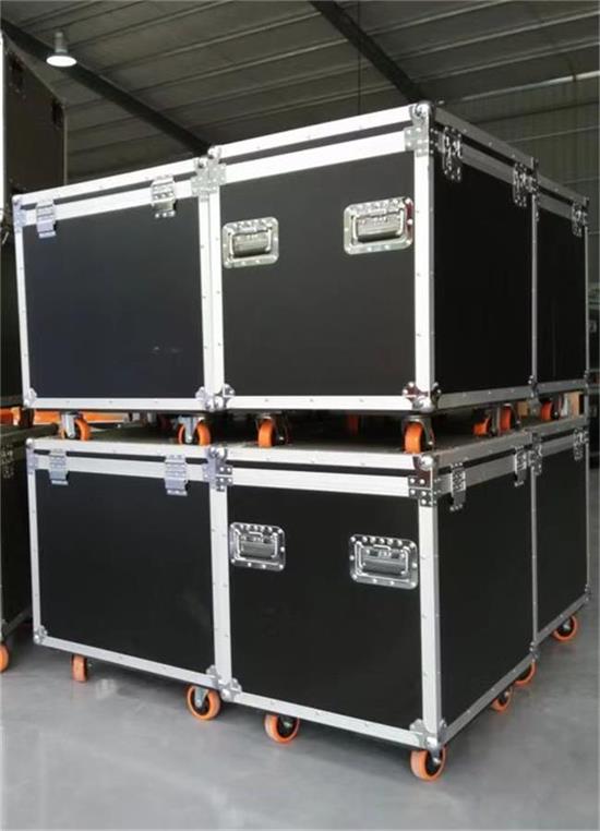 機柜和飛行箱 機柜和飛行箱